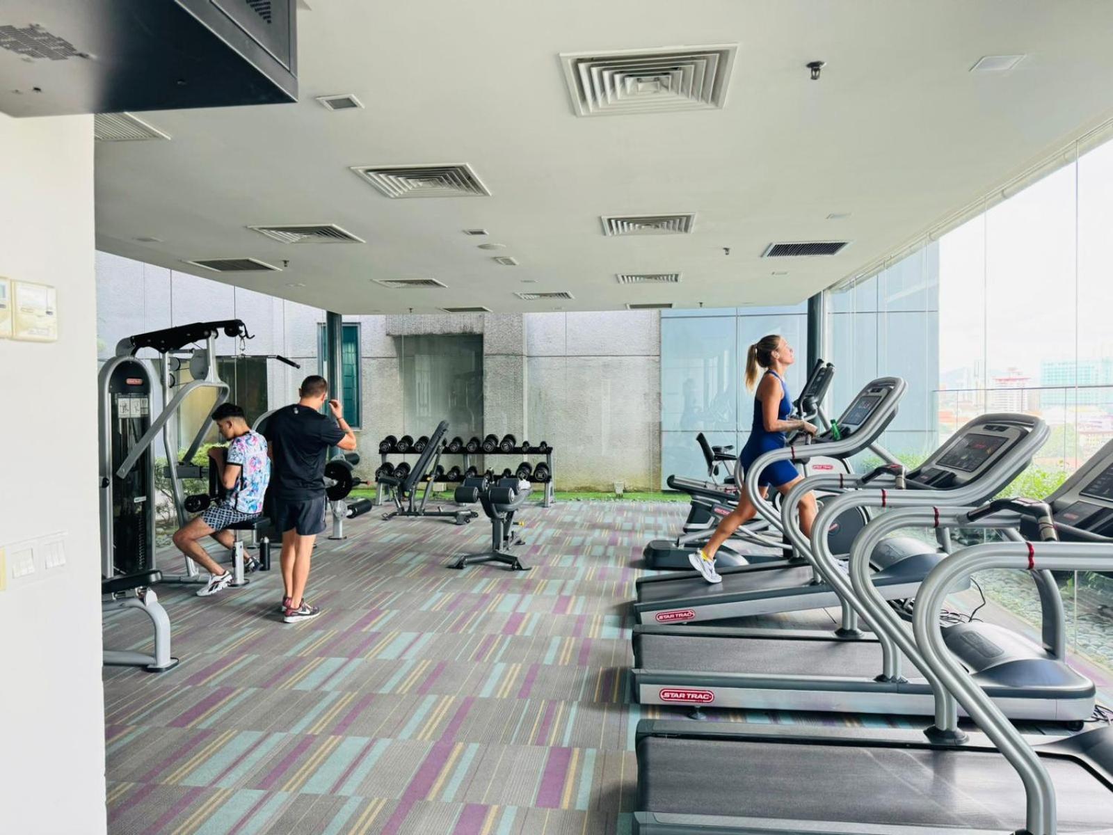 Summer Suites Klcc By Homestay Kuala Lumpur Buitenkant foto