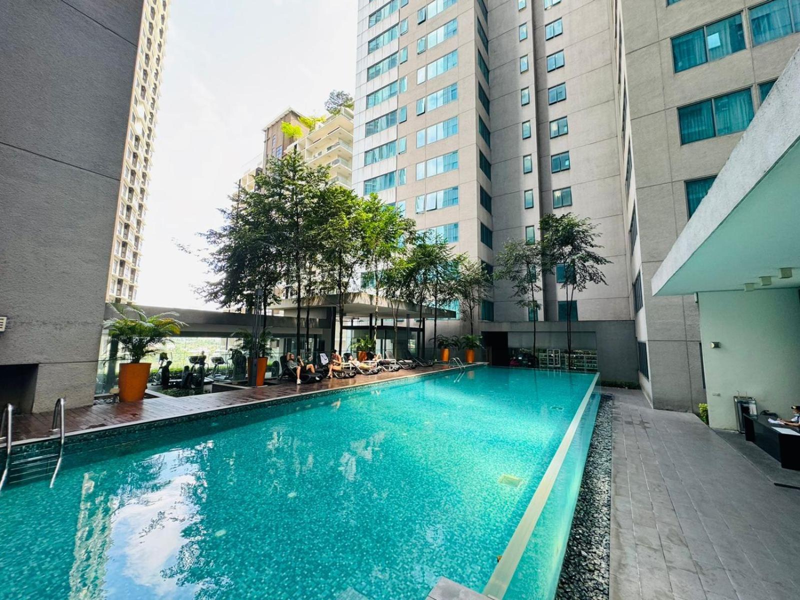 Summer Suites Klcc By Homestay Kuala Lumpur Buitenkant foto