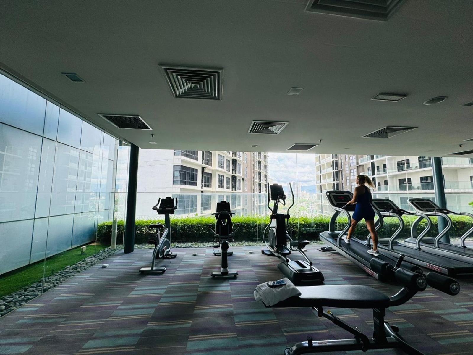 Summer Suites Klcc By Homestay Kuala Lumpur Buitenkant foto