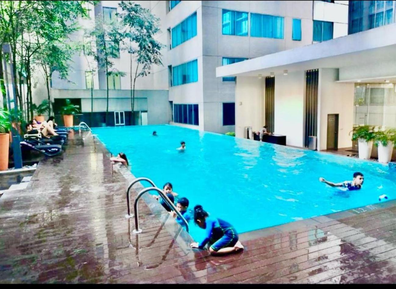 Summer Suites Klcc By Homestay Kuala Lumpur Buitenkant foto