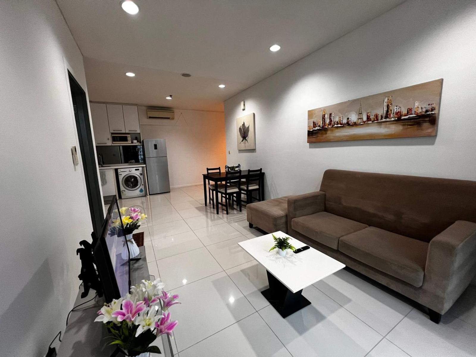 Summer Suites Klcc By Homestay Kuala Lumpur Buitenkant foto